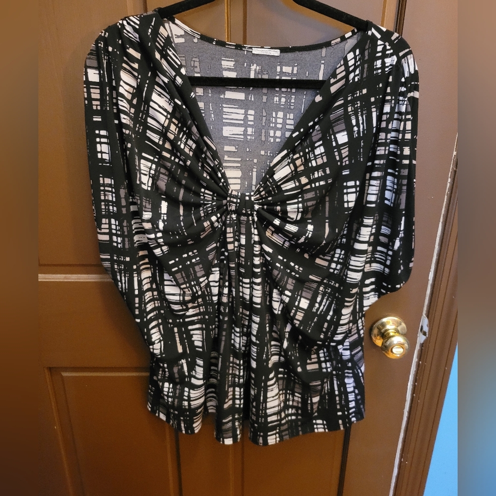 Women's Black And White Striped Blouse Size 2x